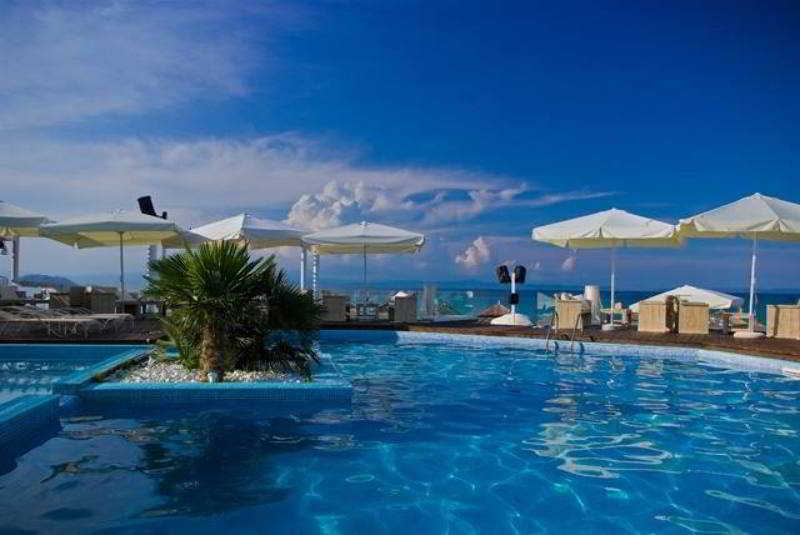 Al Mare Hotel Polychrono Esterno foto